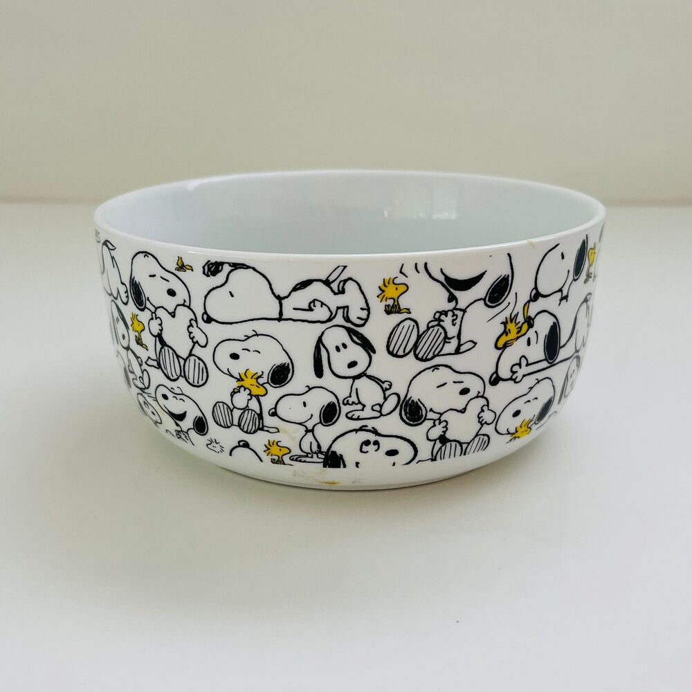 PEANUTS Black White Snoopy & Woodstock All Over Large Ceramic Bowl - No Lid